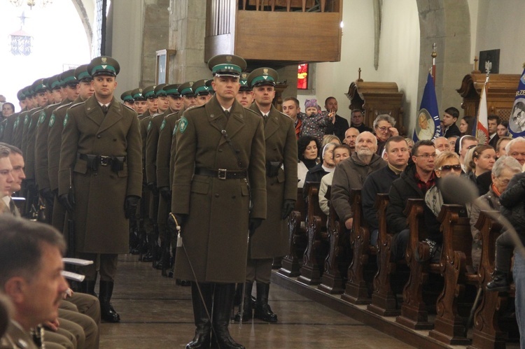 Nowy Sącz. Odsłonięcie tablicy upamiętniającej ks. ppłk. Andrzeja Niwę