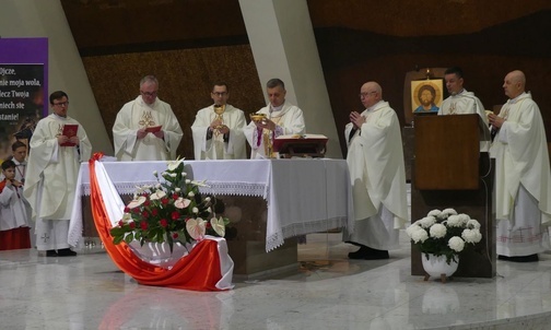 Tłumy bielszczan na Święcie Niepodległości