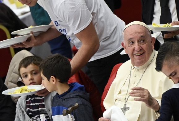 Papież do wolontariuszy: wychodzicie, aby spotykać ludzi