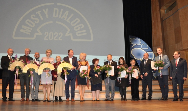 Mosty Dialogu przyznane