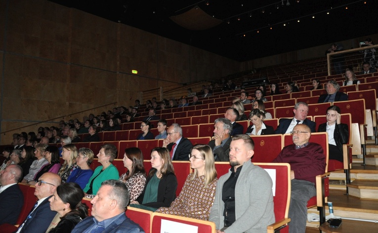 Mosty Dialogu przyznane