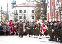 Mieszkańcy Lublina tłumnie uczestniczyli w uroczystościach w centrum miasta.