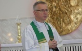 Wolontariusze POPŻ z regionu w siedzibie Caritas w Janowicach