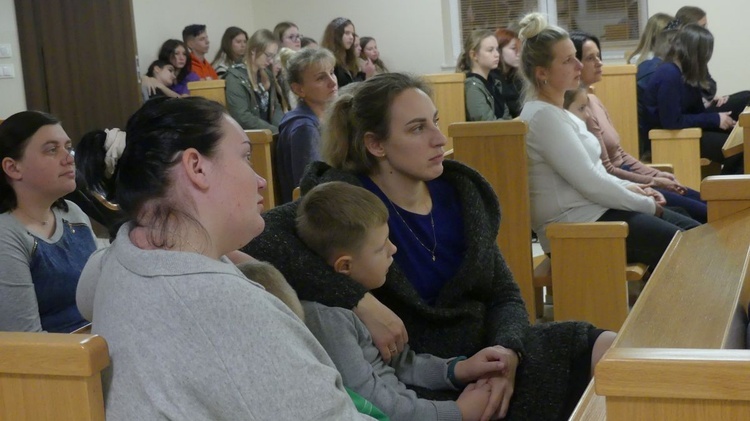 Rodziny ukraińskie w Diecezjalnym Domu Pielgrzyma św. Józefa w Andrychowie