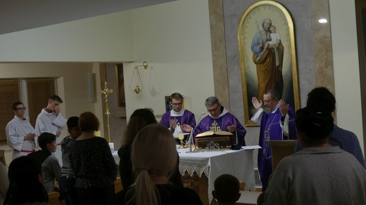 Rodziny ukraińskie w Diecezjalnym Domu Pielgrzyma św. Józefa w Andrychowie