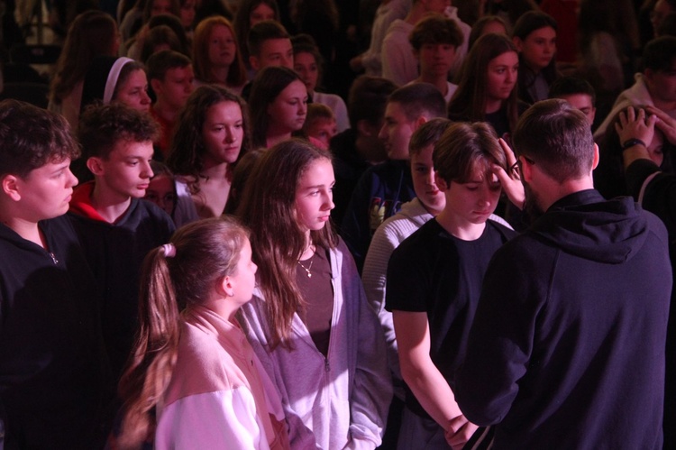 Tarnów. Ósmoklasiści w "Jaskółce"