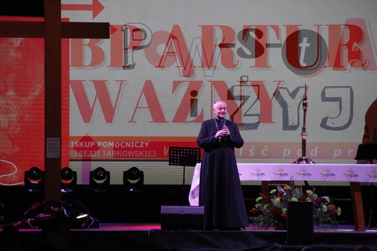 Tarnów. Ósmoklasiści w "Jaskółce"