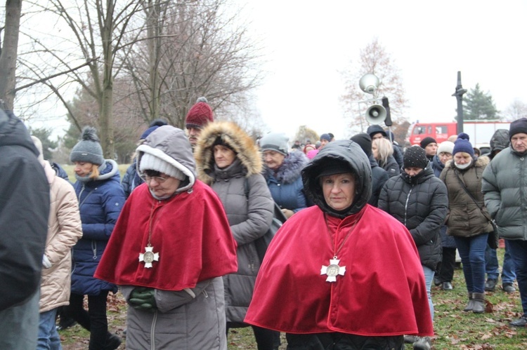 Wał-Ruda. Pożegnanie i droga krzyżowa