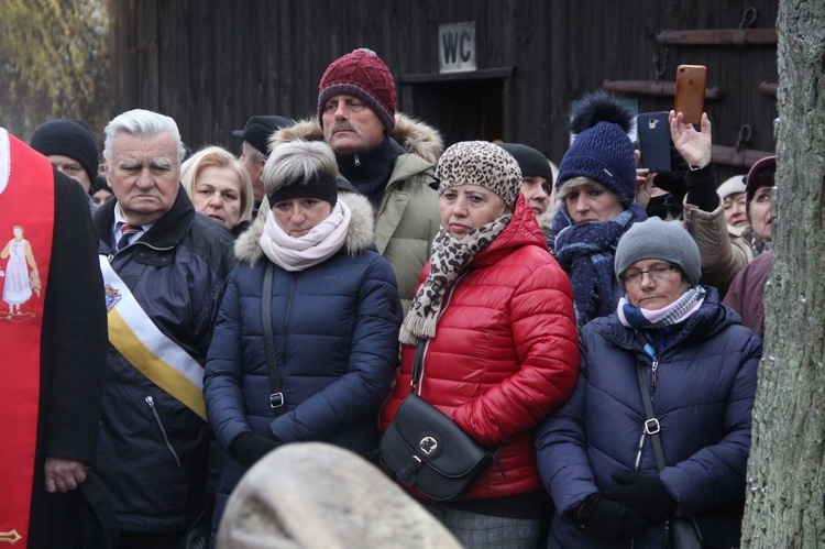 Wał-Ruda. Pożegnanie i droga krzyżowa