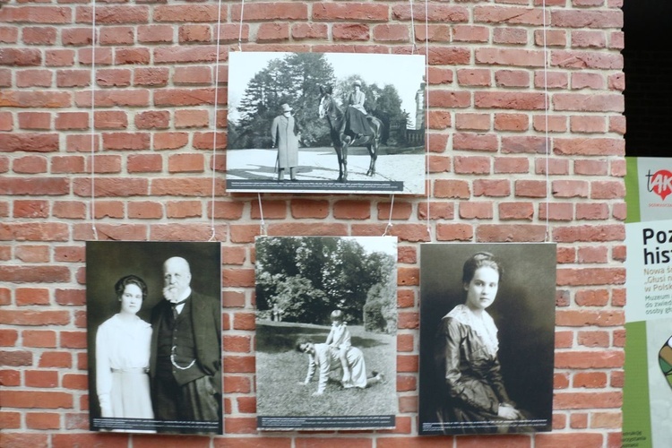 Prof. Karolina Lanckorońska na fotografiach