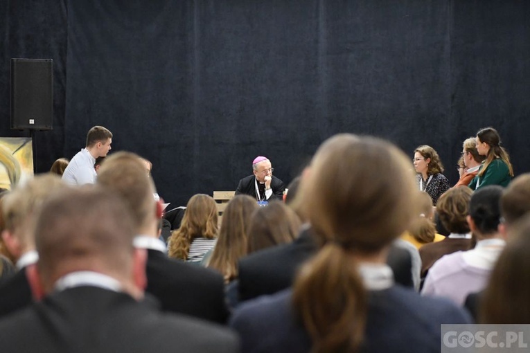 Synod i ŚDM w obiektywie "Gościa Niedzielnego"
