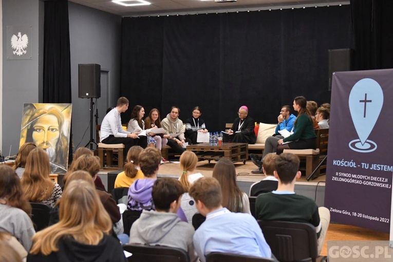 Synod i ŚDM w obiektywie "Gościa Niedzielnego"