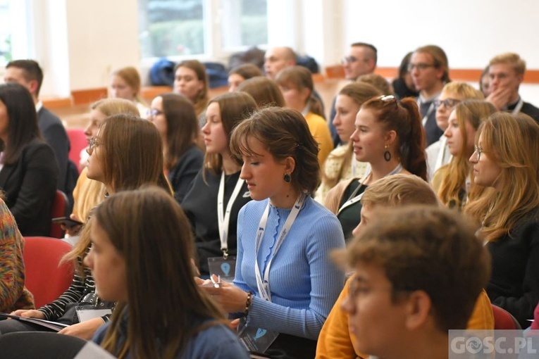 Synod i ŚDM w obiektywie "Gościa Niedzielnego"