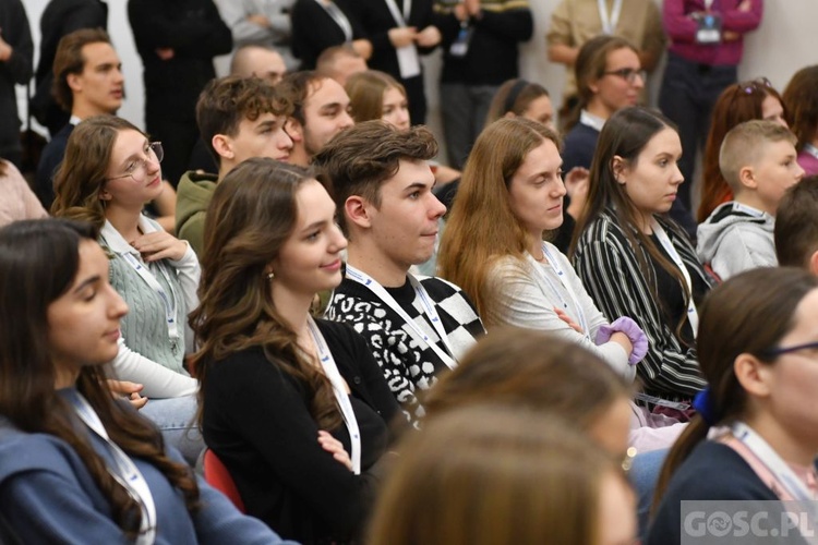 Synod i ŚDM w obiektywie "Gościa Niedzielnego"