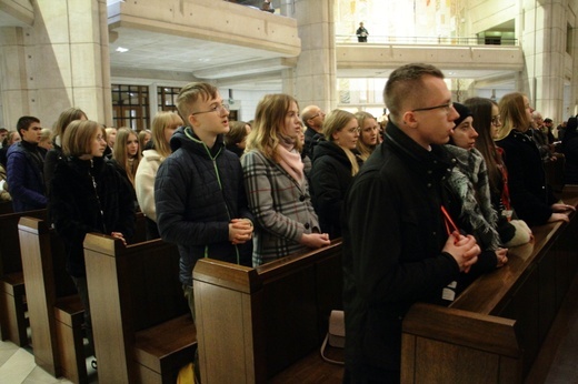 Msza św. dla uczestników II Międzynarodowego Kongresu dla Małżeństwa i Rodziny oraz Spotkania Młodzieży Archidiecezji Krakowskiej 