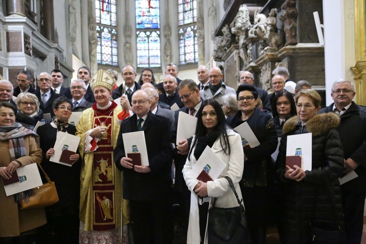 Wręczenie medali "Dei Regno Servire" i święto Akcji Katolickiej