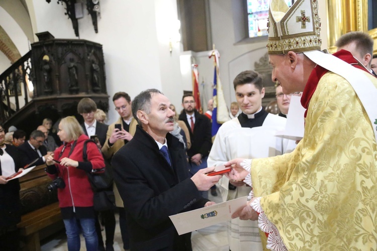 Wręczenie medali "Dei Regno Servire" i święto Akcji Katolickiej