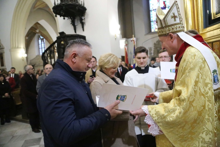 Wręczenie medali "Dei Regno Servire" i święto Akcji Katolickiej