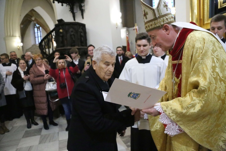 Wręczenie medali "Dei Regno Servire" i święto Akcji Katolickiej