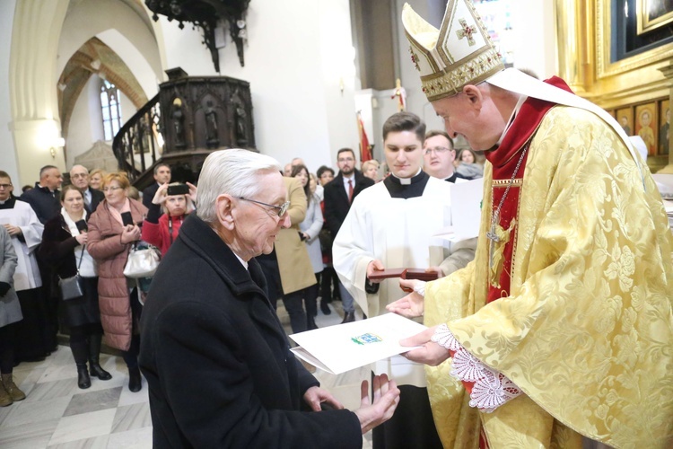 Wręczenie medali "Dei Regno Servire" i święto Akcji Katolickiej