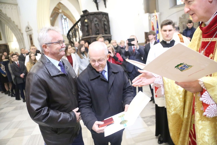 Wręczenie medali "Dei Regno Servire" i święto Akcji Katolickiej