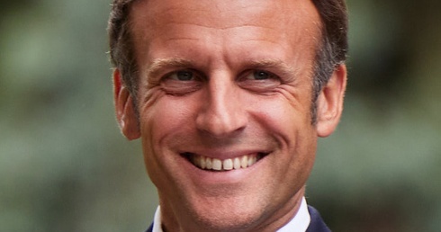 Francja: Prezydent Macron oskarża Rosję o podsycanie antyfrancuskiej propagandy w Afryce