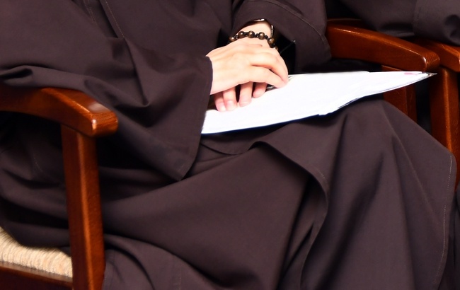 Ks. Cisło: zakony kontemplacyjne potrzebują wsparcia Kościoła