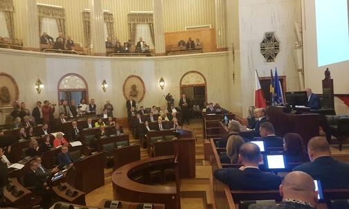 Śląskie. Marszałek Jakub Chełstowski przechodzi z PiS do opozycyjnego Ruchu Samorządowego "Tak! Dla Polski"