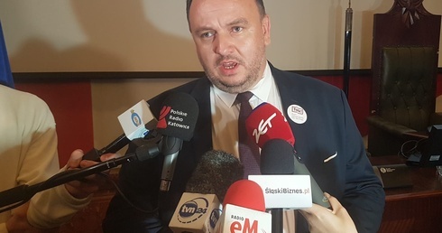 Śląskie. Marszałek Jakub Chełstowski przechodzi z PiS do opozycyjnego Ruchu Samorządowego "Tak! Dla Polski"