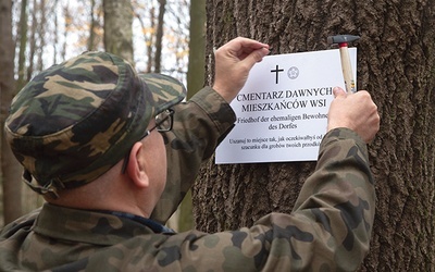 Świdwińscy społecznicy przypominają o pomorskich nekropoliach.