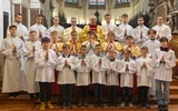 Ministranci biskupa