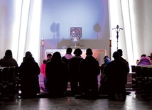 Adoracja Najświętszego Sakramentu. 