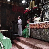 Mariusz w czasie Mszy św. w kaplicy Cudownego Obrazu.