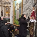 Pielgrzymka sióstr marianek do bardzkiego sanktuarium