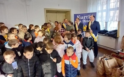 Akcja "Kurtki dla dzieci"