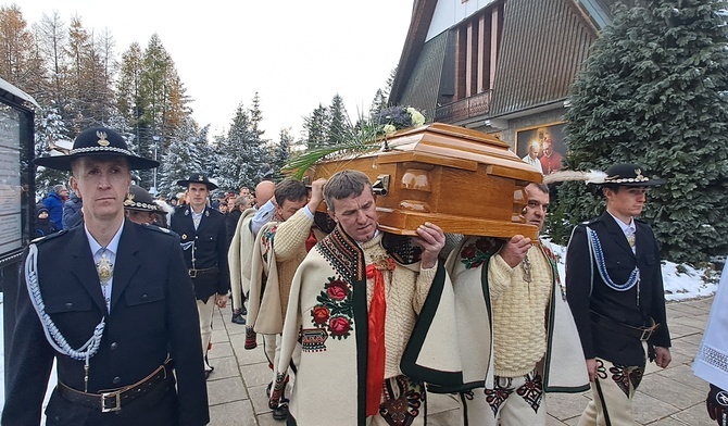 Bachledówka. Ostatnie pożegnanie znanego paulina o. Stanisława Jarosza