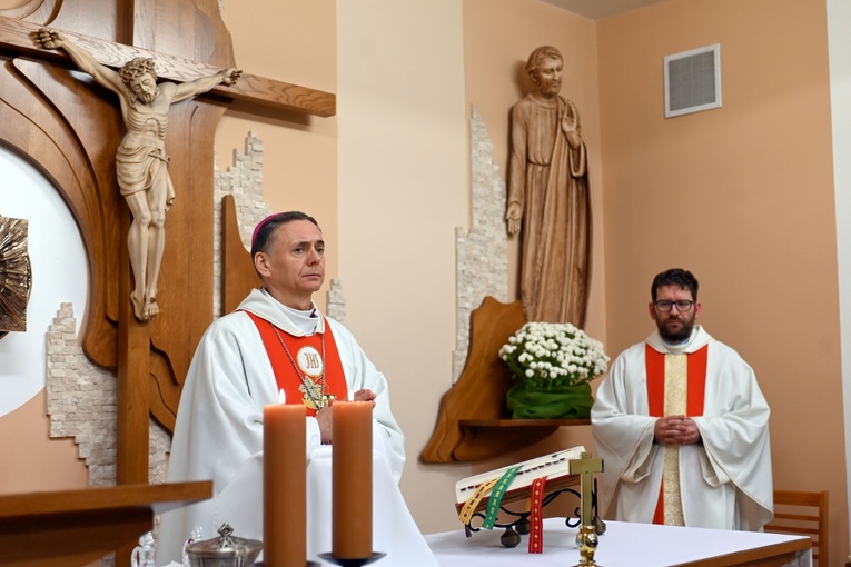 Błogosławieństwo 6 sióstr na nadzwyczajnych szafarzy Komunii św.