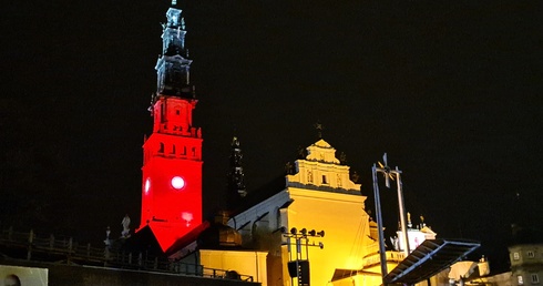 Papież dziękuje za „Red Week”. Kraków dołączy do akcji w piątek