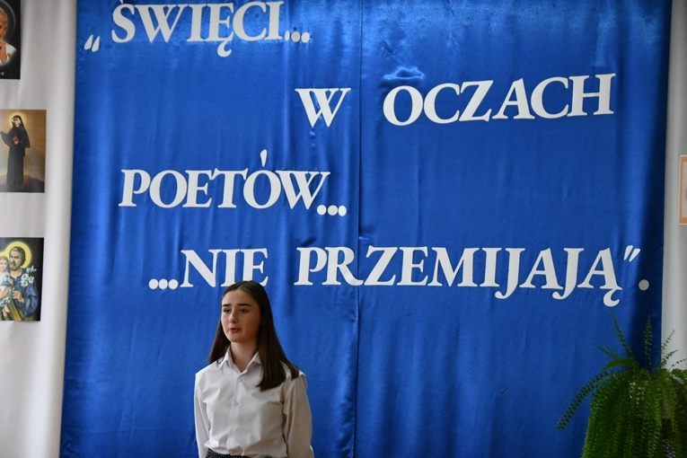 Dobrociesz. Święci w oczach poetów