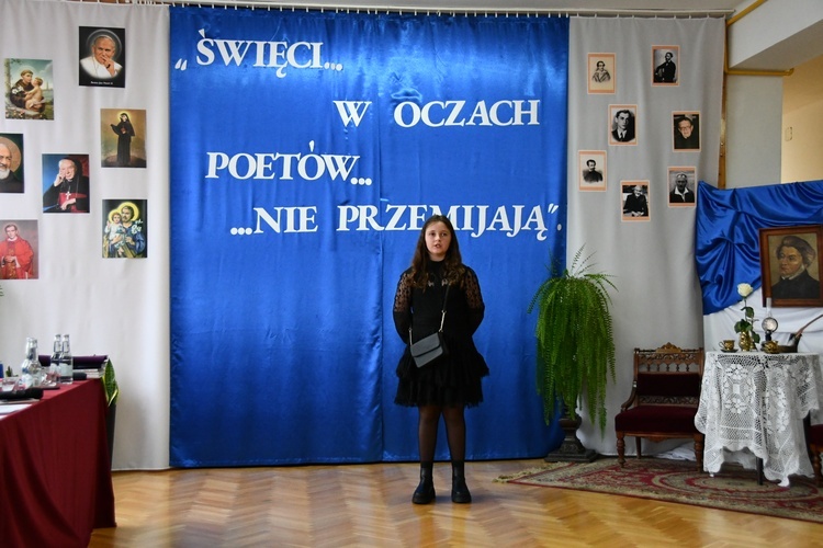 Dobrociesz. Święci w oczach poetów