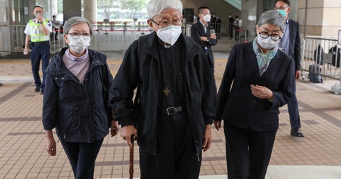 Hongkong: kardynał Zen ukarany grzywną