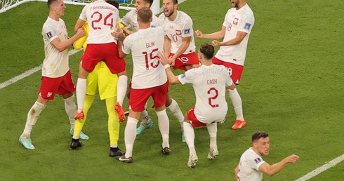 Polska-Arabia Saudyjska: Szczęsny show! Lewandowski padł ze szczęścia!