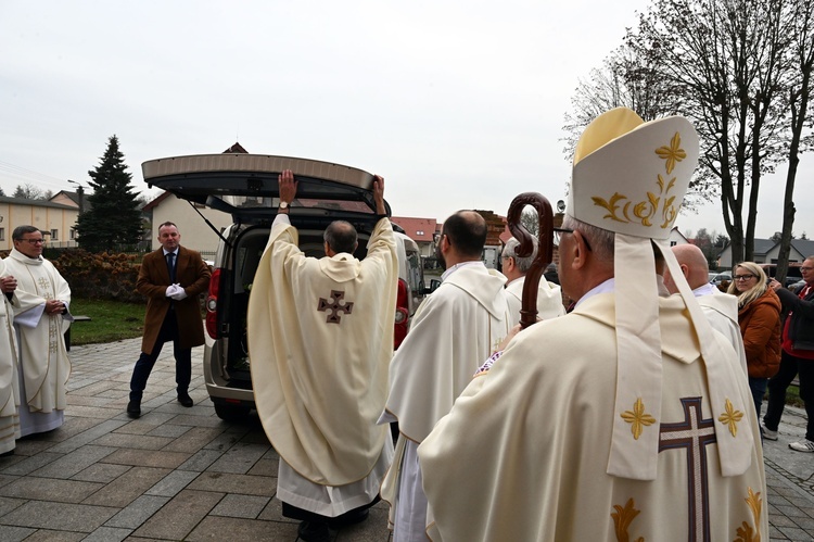 Rozpoczęcie peregrynacji w Skrzatuszu