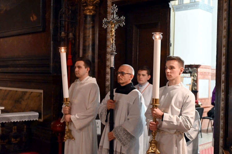 Świdnica. Pierwsze nieszpory Adwentu w katedrze