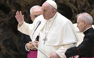 Papież: To państwo rosyjskie dokonuje inwazji na Ukrainę, dobrze wiadomo, kogo potępiam