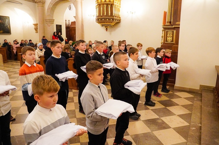 Bobowa. Przyjęcie nowych ministrantów