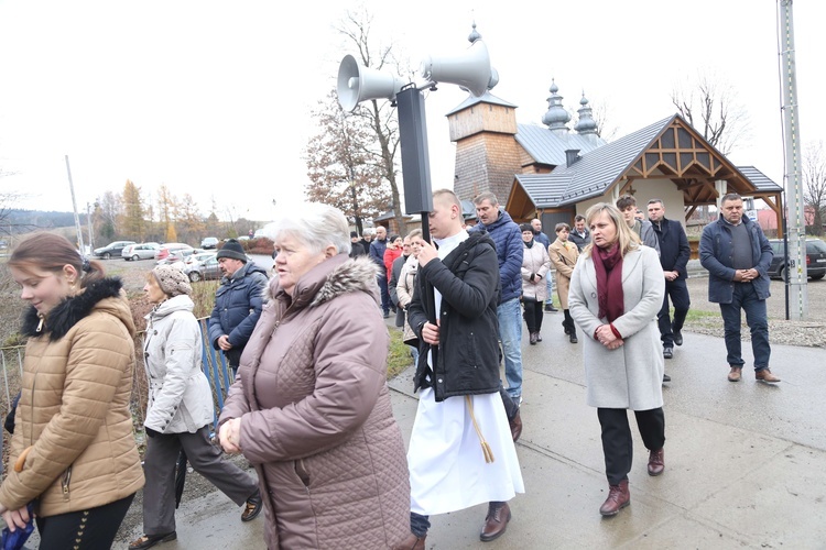 Droga Krzyżowa w Binczarowej