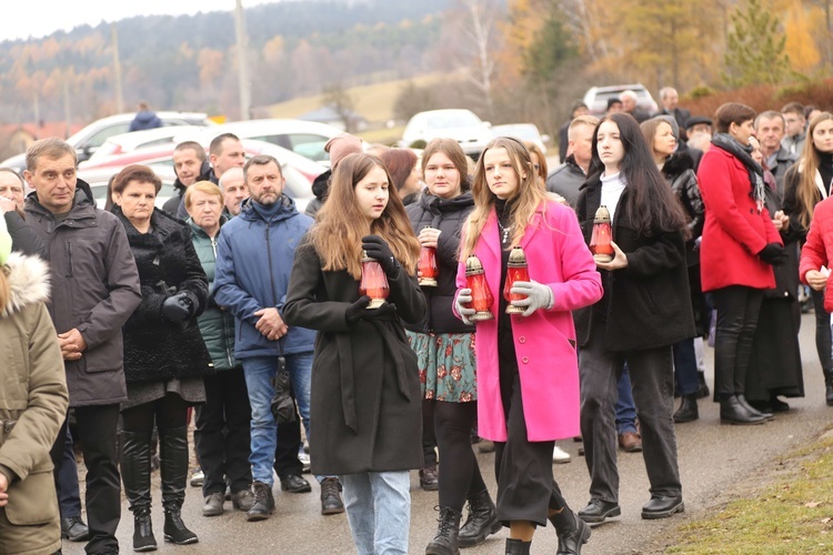 Droga Krzyżowa w Binczarowej