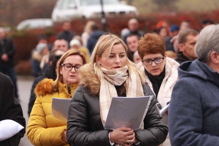 Droga Krzyżowa w Binczarowej