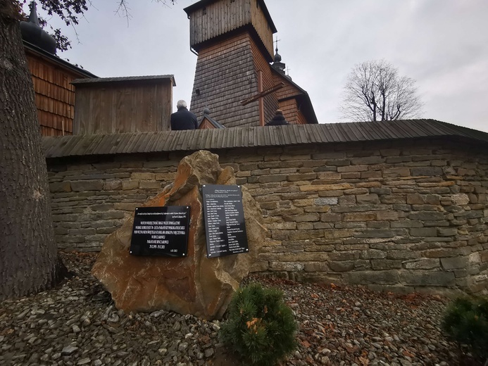 Droga Krzyżowa w Binczarowej